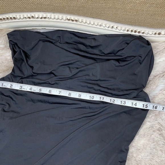 A Pean in the Pod Black Maternity Dress - Picture 7 of 9